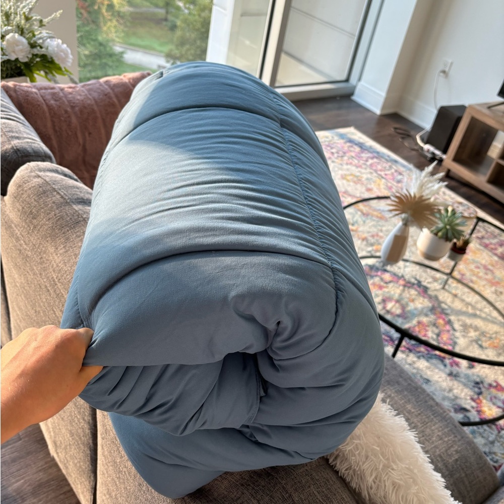 Blue Queen Comforter